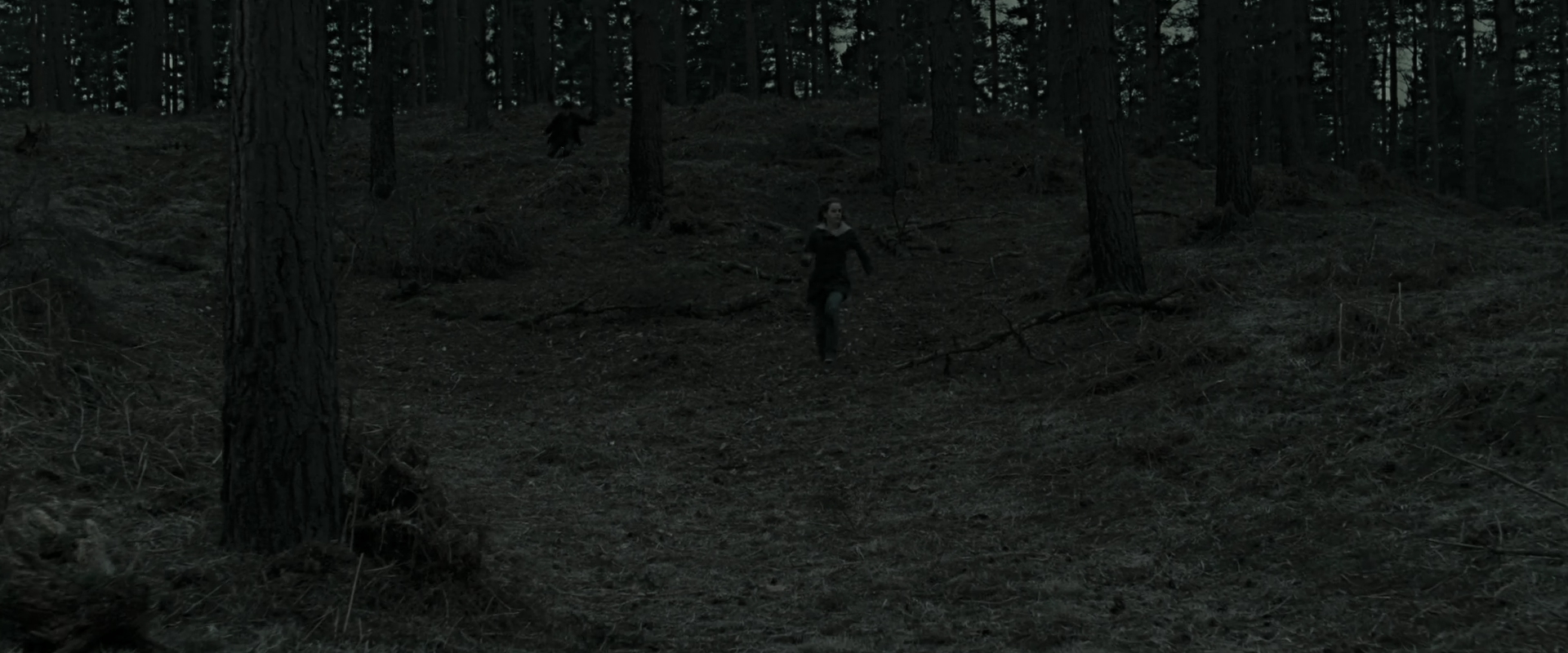 EmmaWatsonFan_dot_nl-HarryPotterAndTheDeathlyHallowsPart1-6924.jpg EmmaWatsonFan_dot_nl-HarryPotterAndTheDeathlyHallowsPart1-6924.jpg