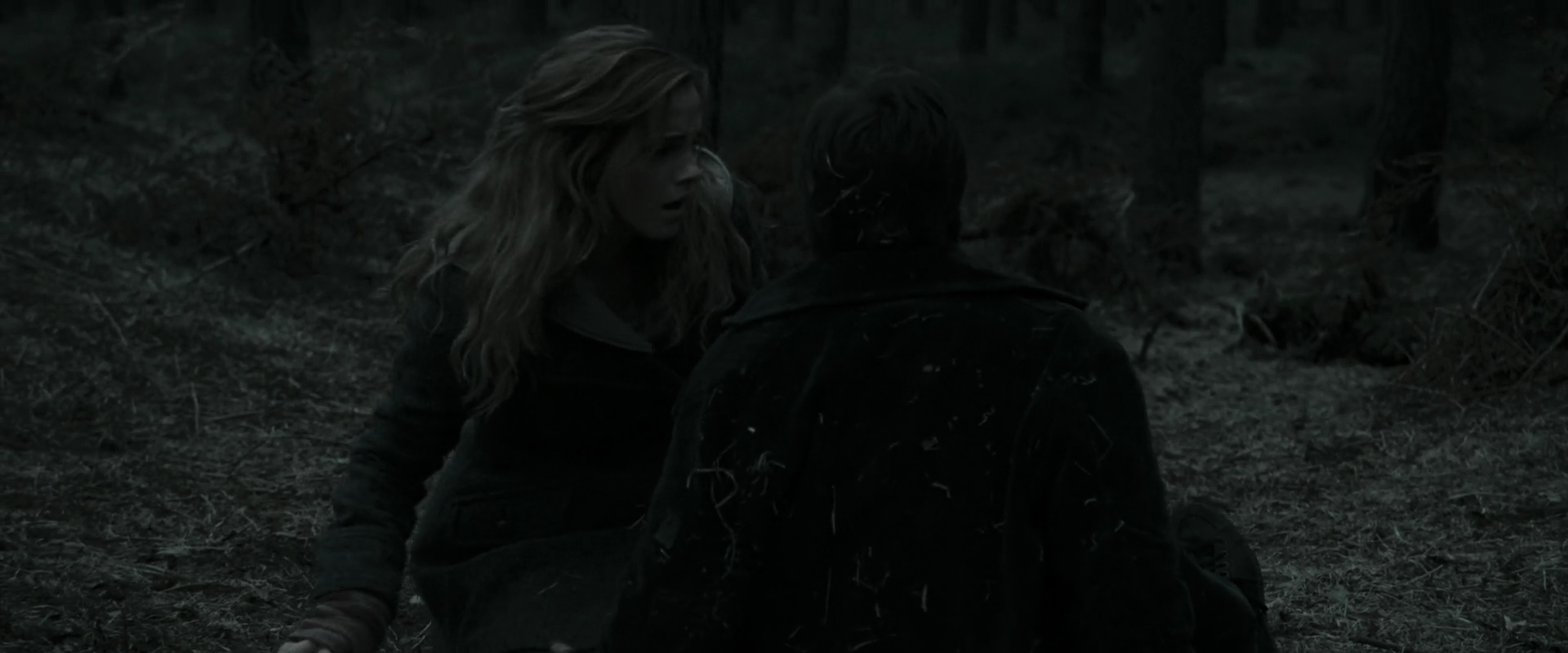 EmmaWatsonFan_dot_nl-HarryPotterAndTheDeathlyHallowsPart1-6978.jpg EmmaWatsonFan_dot_nl-HarryPotterAndTheDeathlyHallowsPart1-6978.jpg