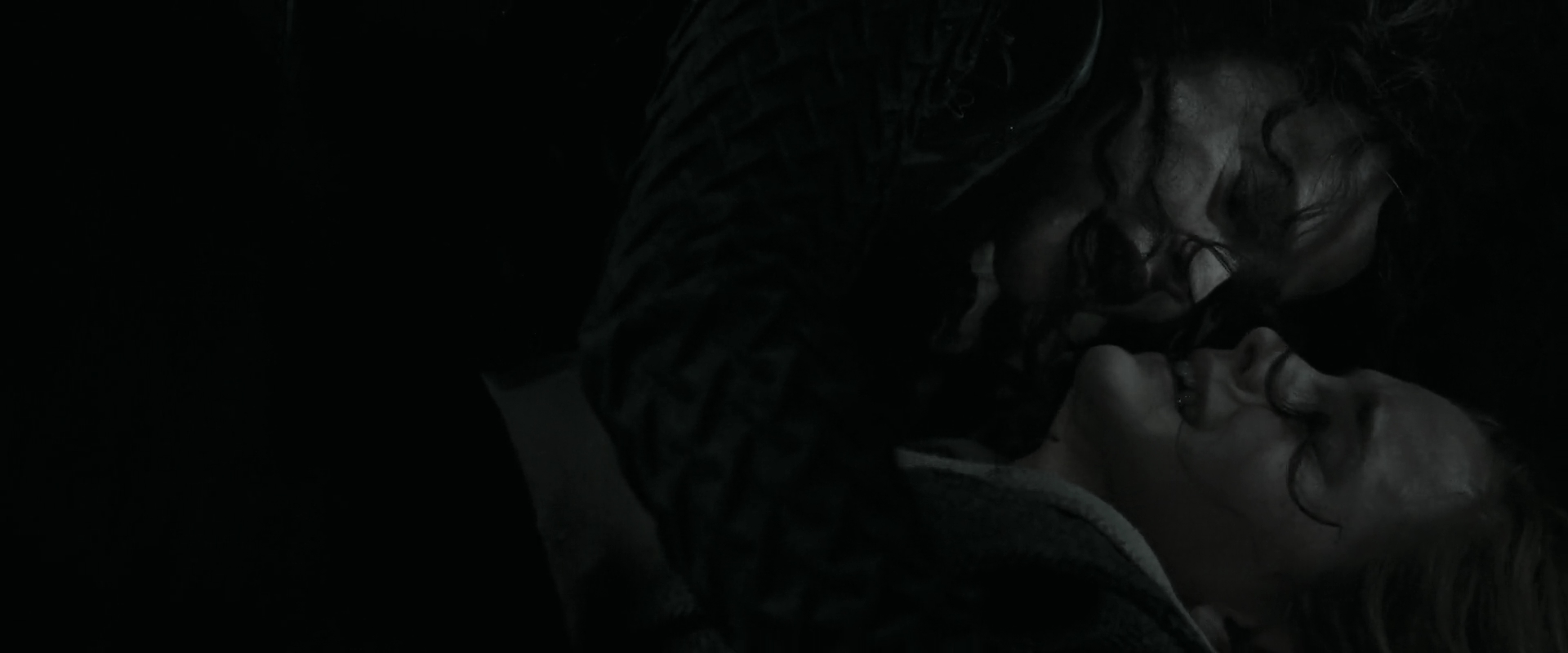 EmmaWatsonFan_dot_nl-HarryPotterAndTheDeathlyHallowsPart1-7250.jpg EmmaWatsonFan_dot_nl-HarryPotterAndTheDeathlyHallowsPart1-7250.jpg