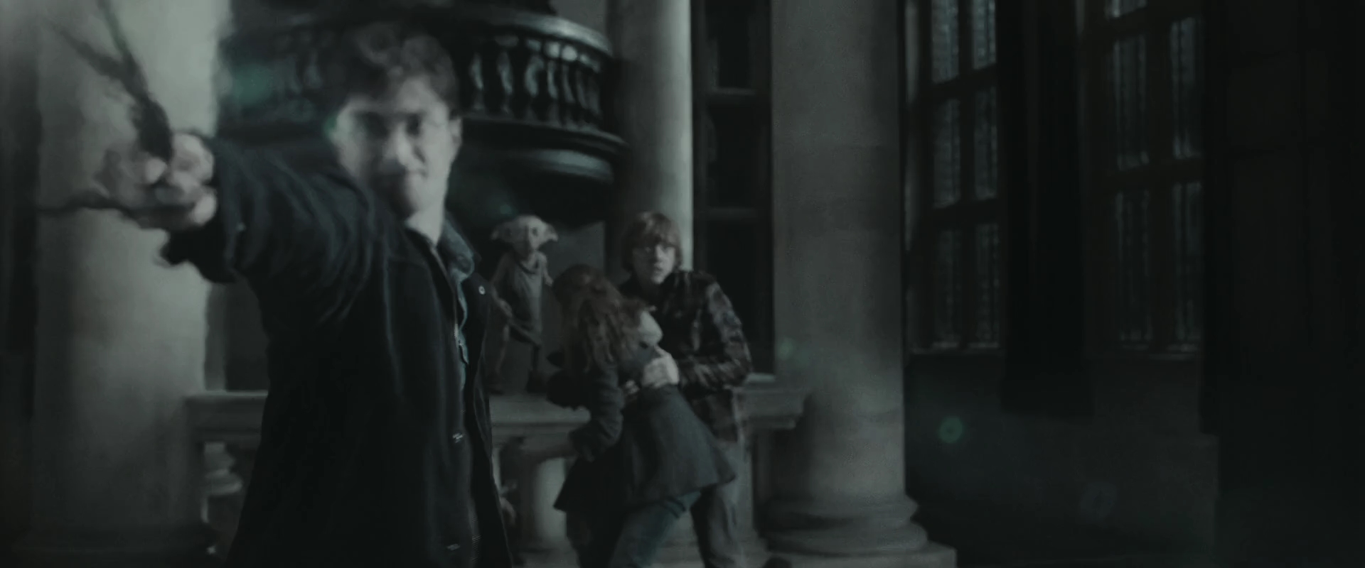 EmmaWatsonFan_dot_nl-HarryPotterAndTheDeathlyHallowsPart1-7493.jpg EmmaWatsonFan_dot_nl-HarryPotterAndTheDeathlyHallowsPart1-7493.jpg