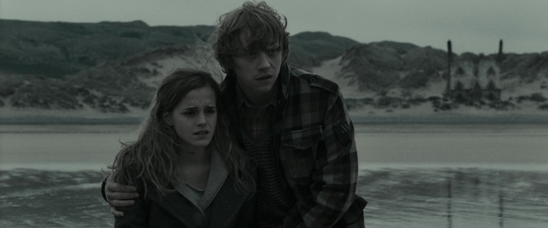 EmmaWatsonFan_dot_nl-HarryPotterAndTheDeathlyHallowsPart1-7668.jpg EmmaWatsonFan_dot_nl-HarryPotterAndTheDeathlyHallowsPart1-7668.jpg