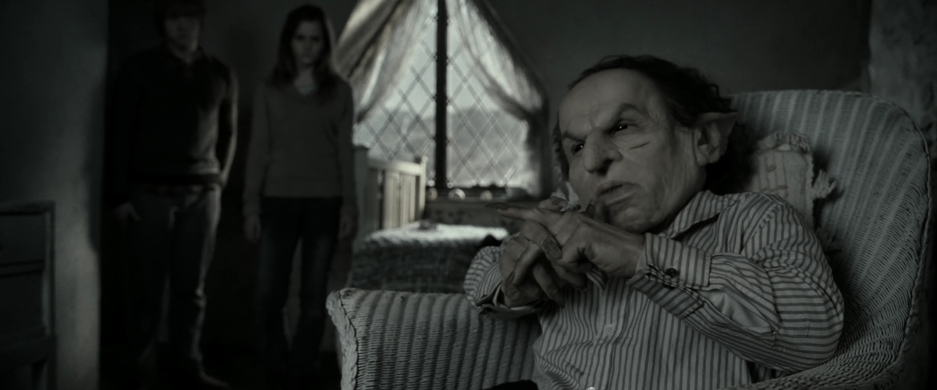 EmmaWatsonFan_dot_nl-HarryPotterAndTheDeathlyHallowsPart2-0222.jpg EmmaWatsonFan_dot_nl-HarryPotterAndTheDeathlyHallowsPart2-0222.jpg