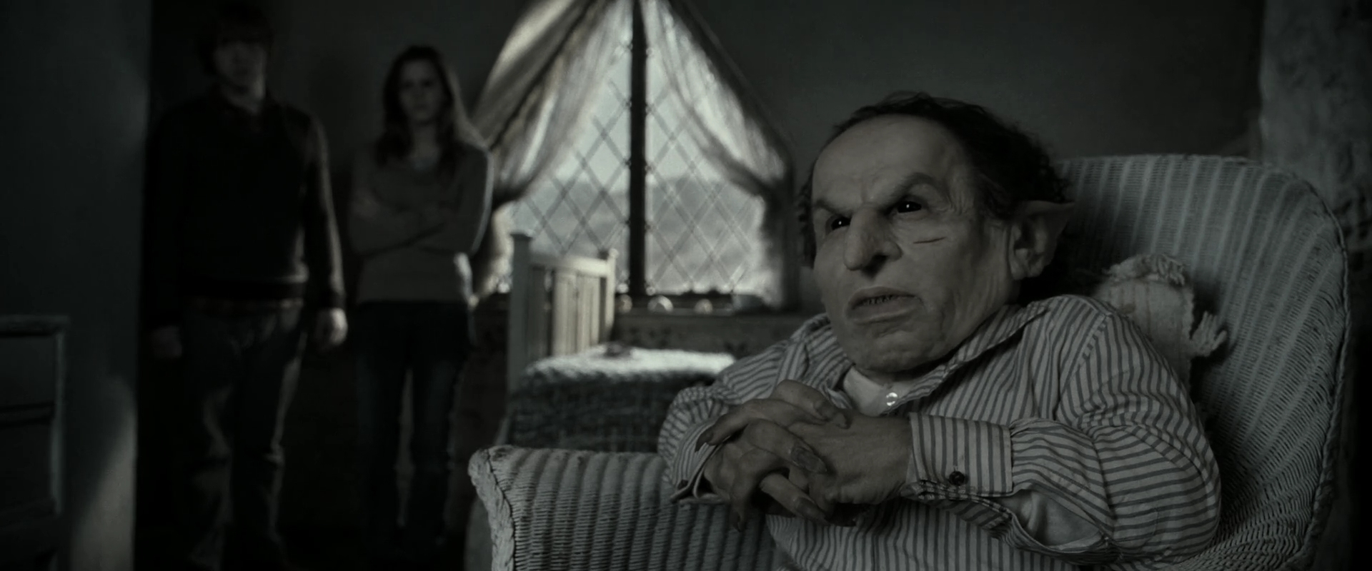 EmmaWatsonFan_dot_nl-HarryPotterAndTheDeathlyHallowsPart2-0233.jpg EmmaWatsonFan_dot_nl-HarryPotterAndTheDeathlyHallowsPart2-0233.jpg