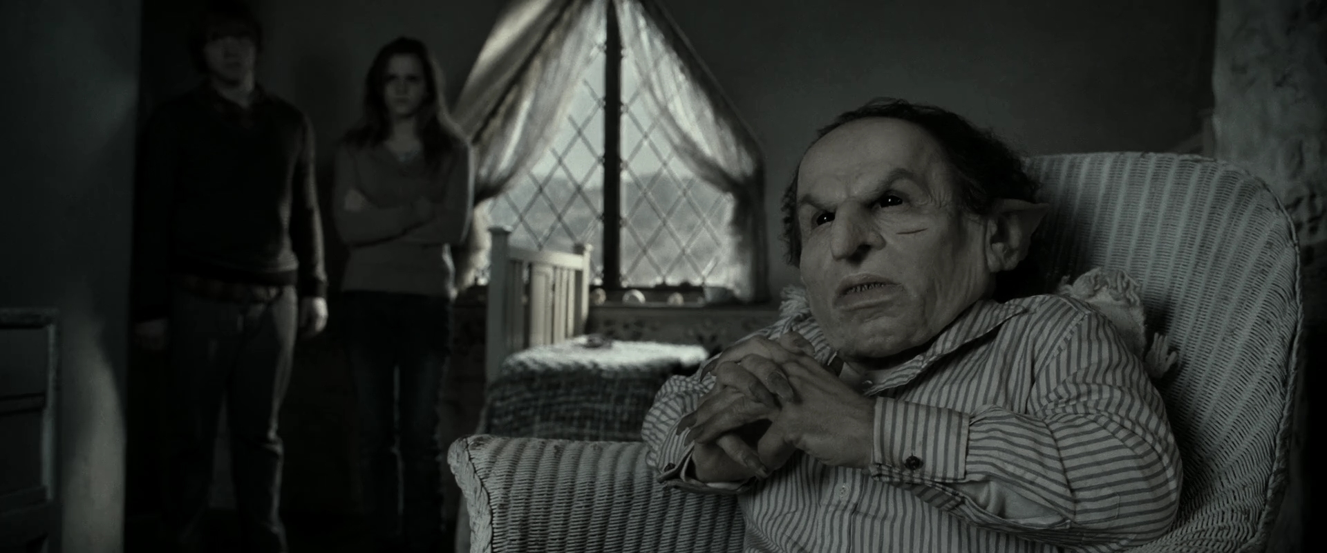 EmmaWatsonFan_dot_nl-HarryPotterAndTheDeathlyHallowsPart2-0237.jpg EmmaWatsonFan_dot_nl-HarryPotterAndTheDeathlyHallowsPart2-0237.jpg