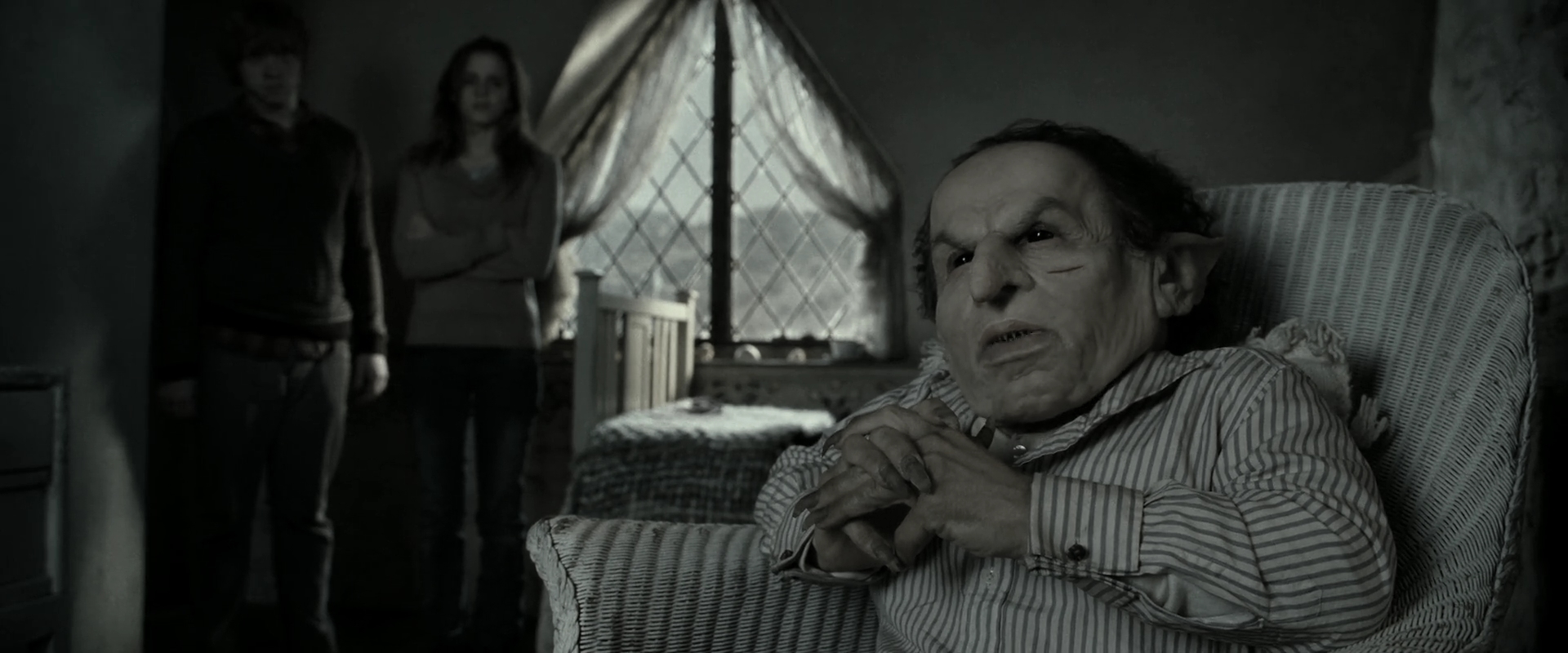 EmmaWatsonFan_dot_nl-HarryPotterAndTheDeathlyHallowsPart2-0251.jpg EmmaWatsonFan_dot_nl-HarryPotterAndTheDeathlyHallowsPart2-0251.jpg