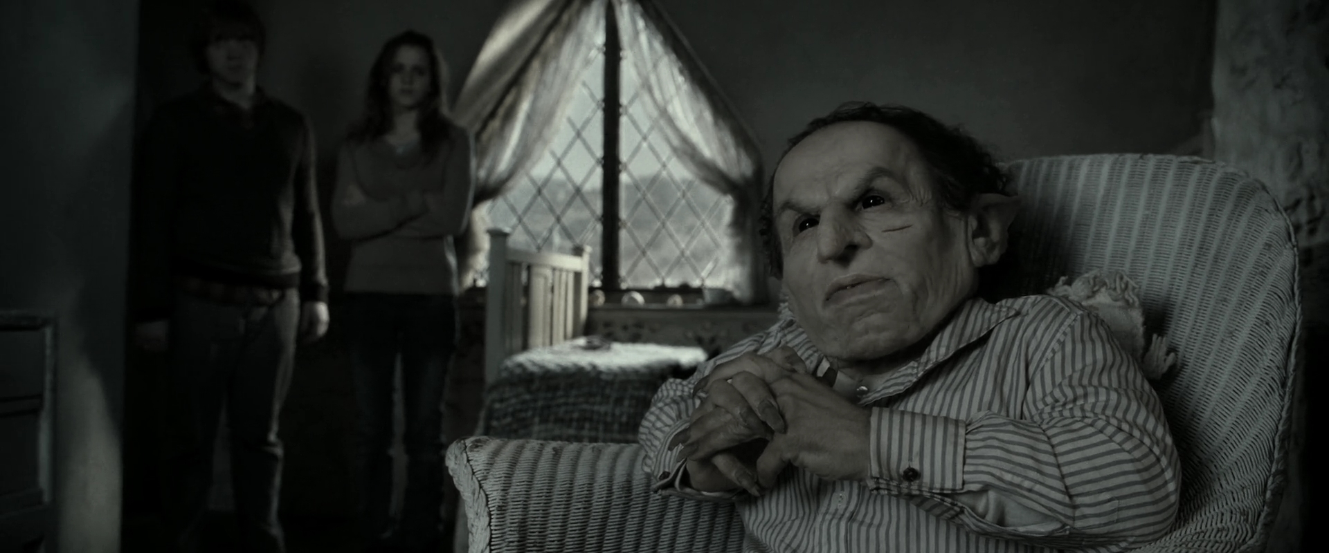 EmmaWatsonFan_dot_nl-HarryPotterAndTheDeathlyHallowsPart2-0255.jpg EmmaWatsonFan_dot_nl-HarryPotterAndTheDeathlyHallowsPart2-0255.jpg