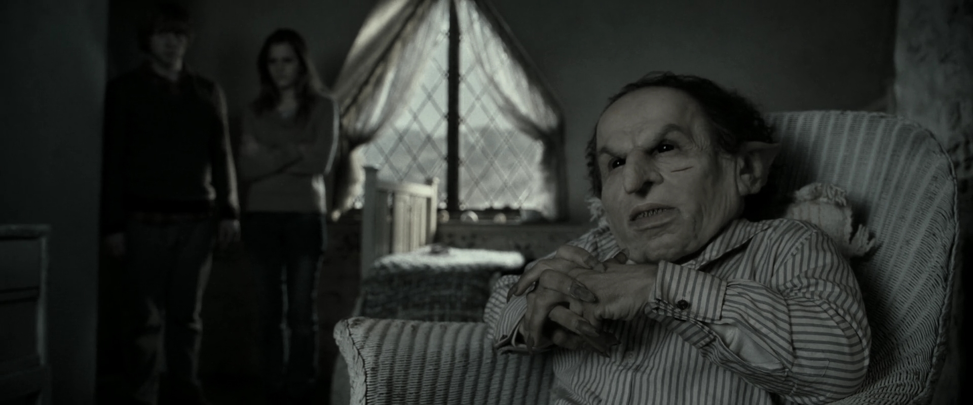 EmmaWatsonFan_dot_nl-HarryPotterAndTheDeathlyHallowsPart2-0321.jpg EmmaWatsonFan_dot_nl-HarryPotterAndTheDeathlyHallowsPart2-0321.jpg