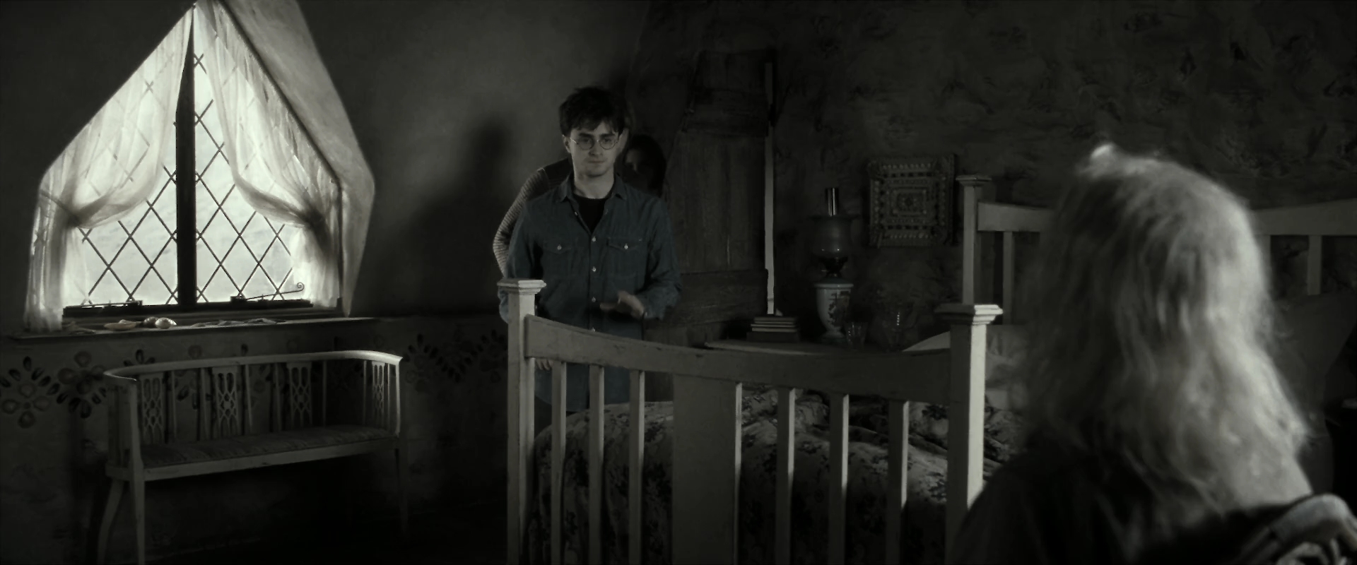 EmmaWatsonFan_dot_nl-HarryPotterAndTheDeathlyHallowsPart2-0371.jpg EmmaWatsonFan_dot_nl-HarryPotterAndTheDeathlyHallowsPart2-0371.jpg