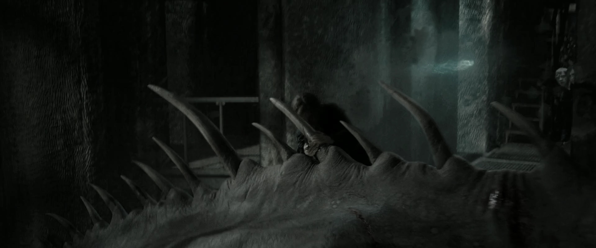 EmmaWatsonFan_dot_nl-HarryPotterAndTheDeathlyHallowsPart2-1183.jpg EmmaWatsonFan_dot_nl-HarryPotterAndTheDeathlyHallowsPart2-1183.jpg