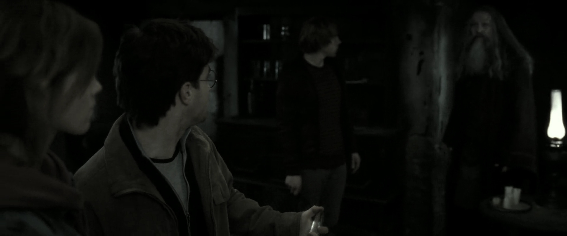 EmmaWatsonFan_dot_nl-HarryPotterAndTheDeathlyHallowsPart2-1594.jpg EmmaWatsonFan_dot_nl-HarryPotterAndTheDeathlyHallowsPart2-1594.jpg