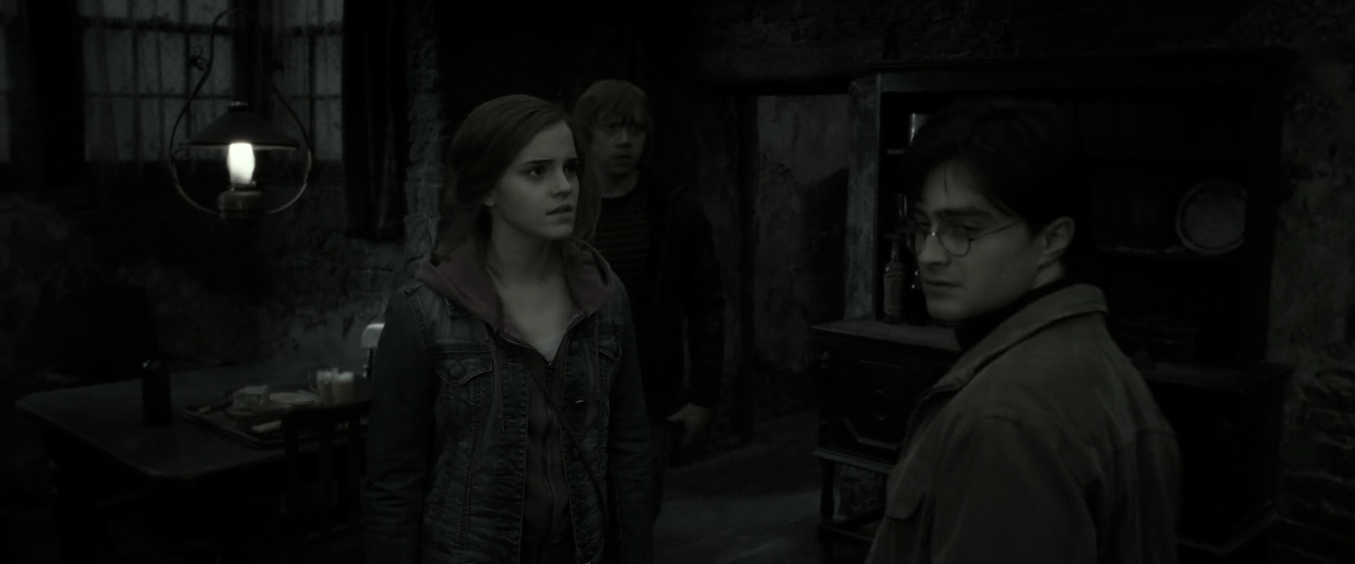 EmmaWatsonFan_dot_nl-HarryPotterAndTheDeathlyHallowsPart2-1755.jpg EmmaWatsonFan_dot_nl-HarryPotterAndTheDeathlyHallowsPart2-1755.jpg