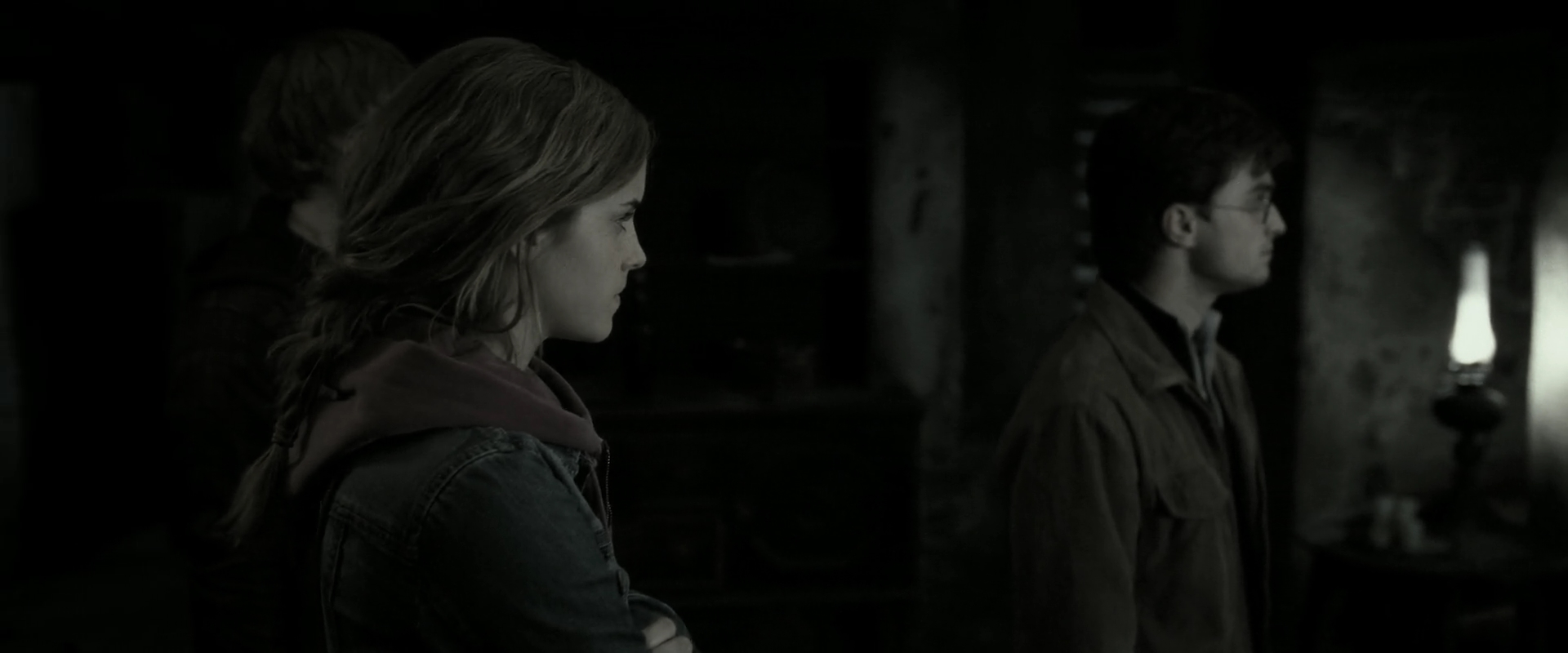 EmmaWatsonFan_dot_nl-HarryPotterAndTheDeathlyHallowsPart2-1796.jpg EmmaWatsonFan_dot_nl-HarryPotterAndTheDeathlyHallowsPart2-1796.jpg