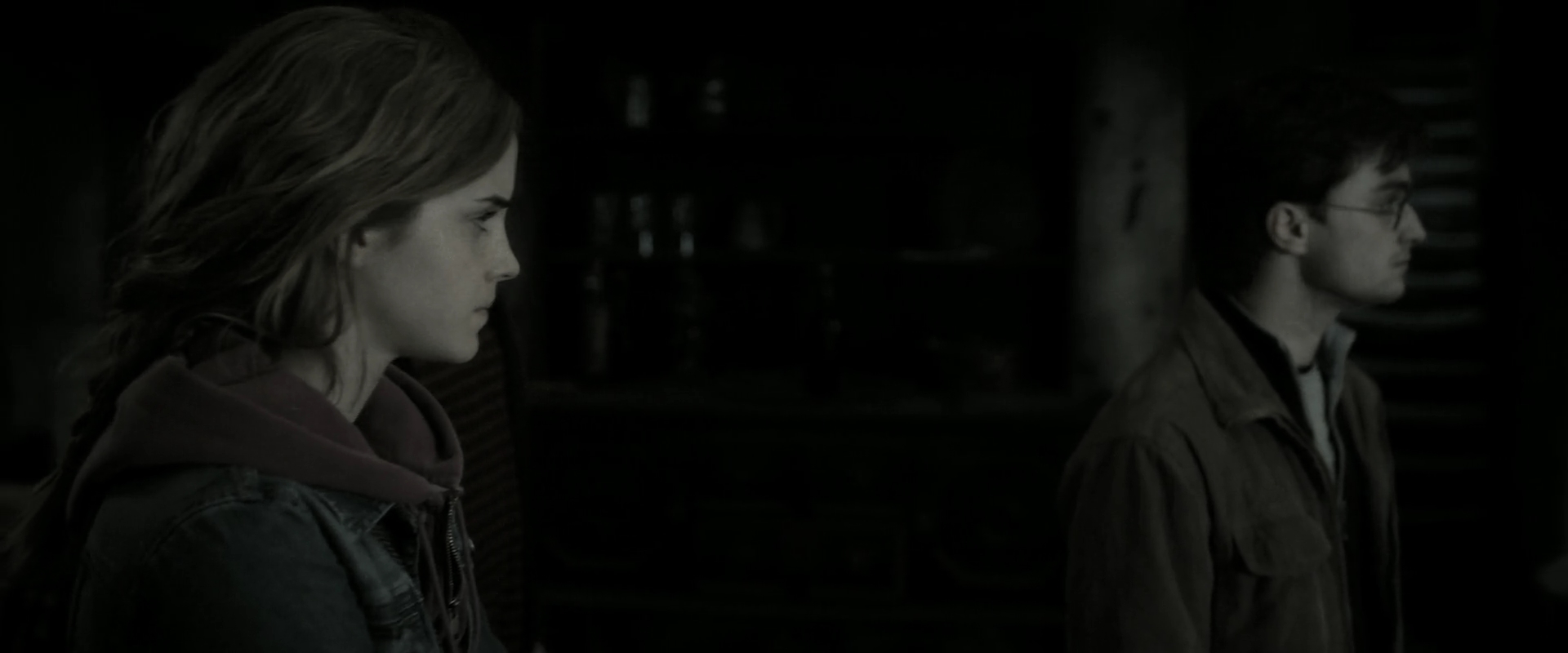 EmmaWatsonFan_dot_nl-HarryPotterAndTheDeathlyHallowsPart2-1800.jpg