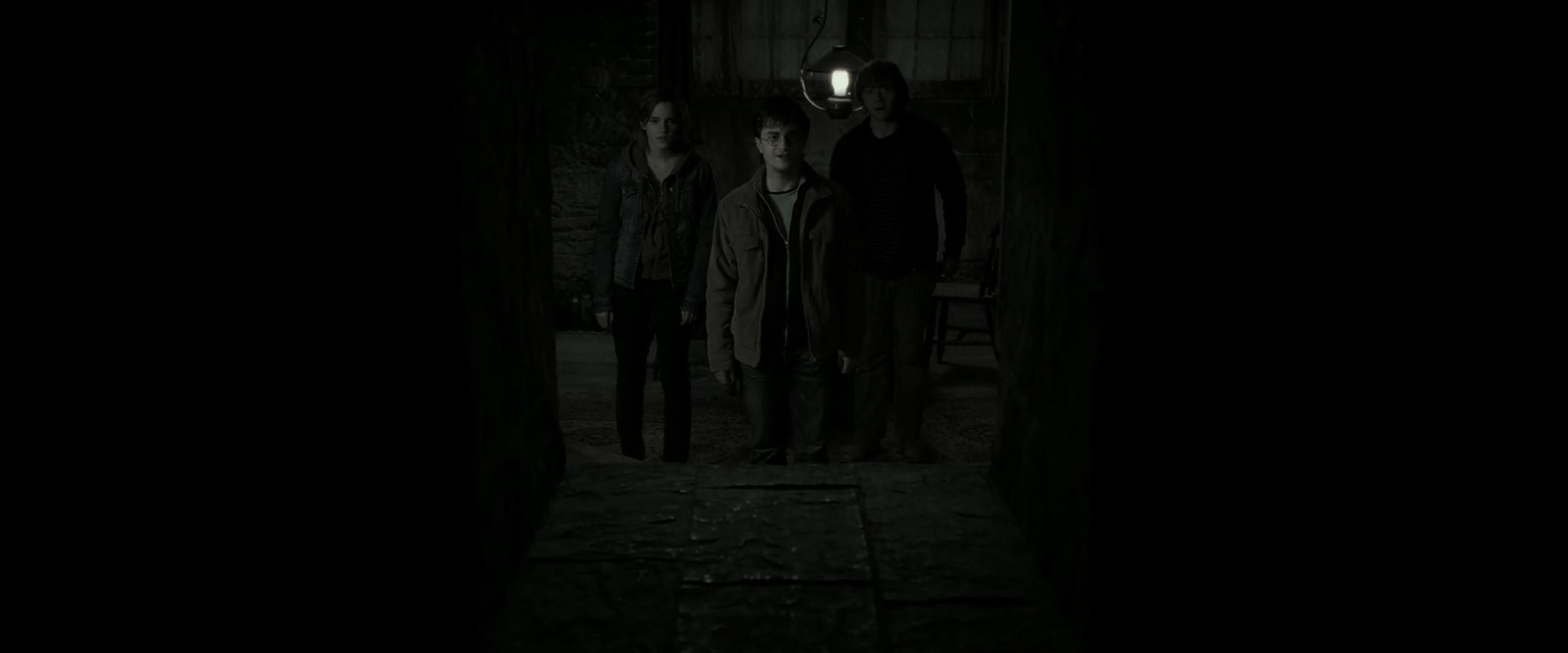 EmmaWatsonFan_dot_nl-HarryPotterAndTheDeathlyHallowsPart2-1817.jpg