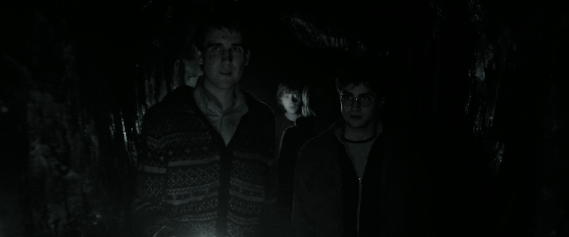 EmmaWatsonFan_dot_nl-HarryPotterAndTheDeathlyHallowsPart2-1848.jpg EmmaWatsonFan_dot_nl-HarryPotterAndTheDeathlyHallowsPart2-1848.jpg