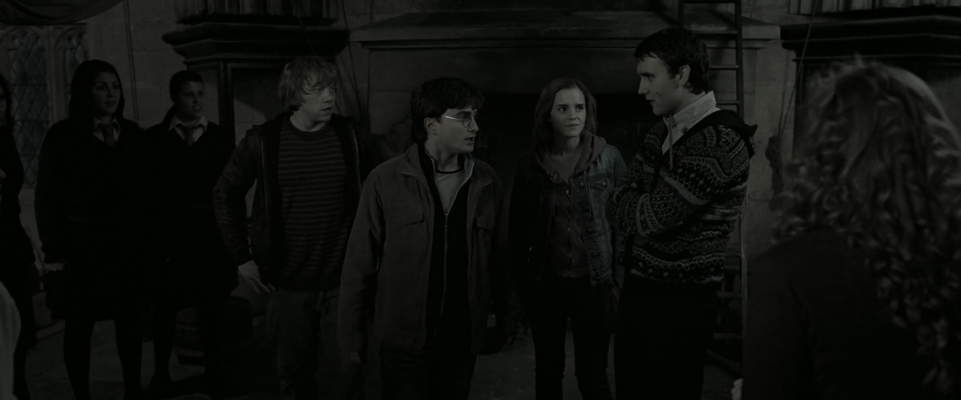 EmmaWatsonFan_dot_nl-HarryPotterAndTheDeathlyHallowsPart2-1921.jpg EmmaWatsonFan_dot_nl-HarryPotterAndTheDeathlyHallowsPart2-1921.jpg