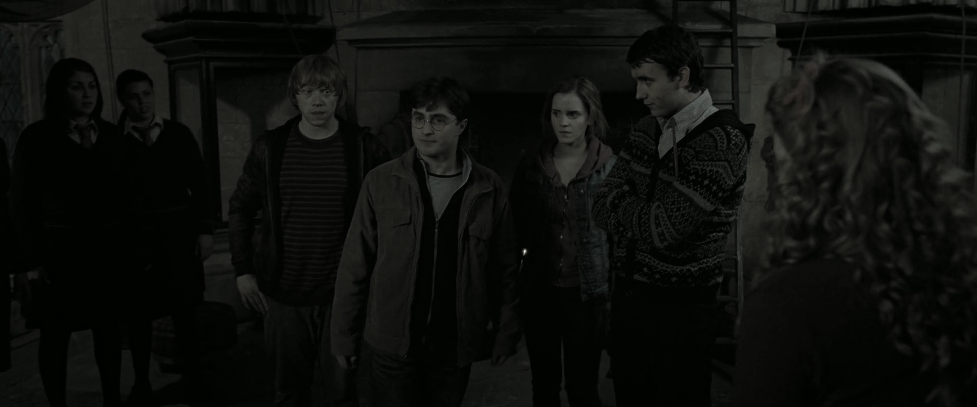 EmmaWatsonFan_dot_nl-HarryPotterAndTheDeathlyHallowsPart2-1927.jpg EmmaWatsonFan_dot_nl-HarryPotterAndTheDeathlyHallowsPart2-1927.jpg