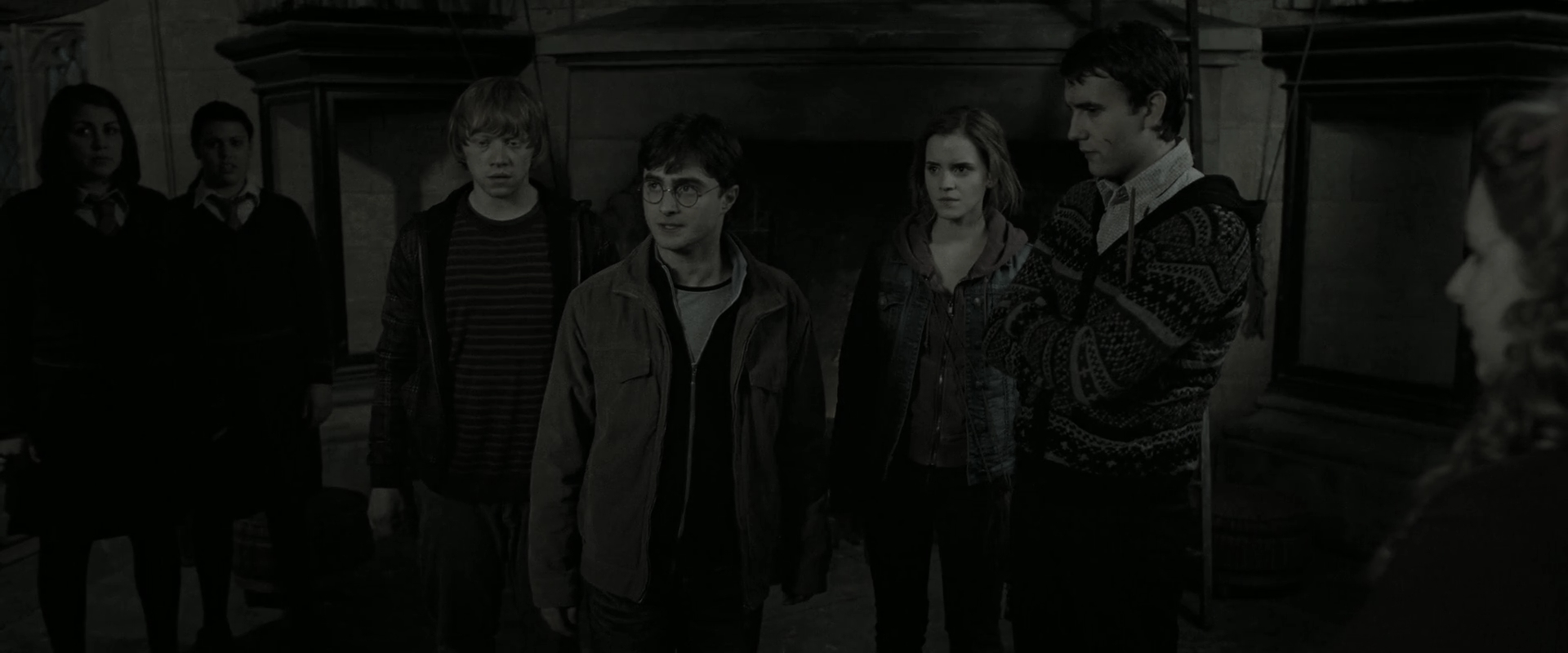 EmmaWatsonFan_dot_nl-HarryPotterAndTheDeathlyHallowsPart2-1942.jpg