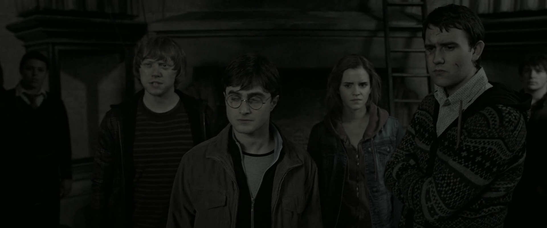 EmmaWatsonFan_dot_nl-HarryPotterAndTheDeathlyHallowsPart2-1976.jpg
