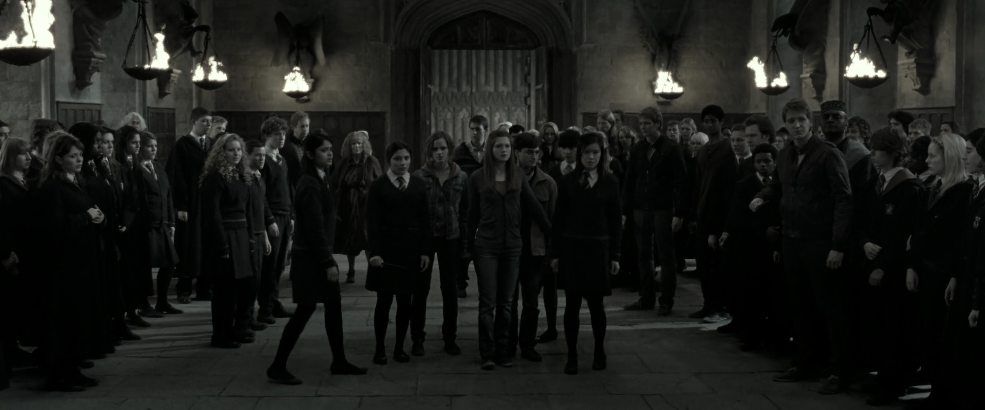 EmmaWatsonFan_dot_nl-HarryPotterAndTheDeathlyHallowsPart2-2295.jpg EmmaWatsonFan_dot_nl-HarryPotterAndTheDeathlyHallowsPart2-2295.jpg