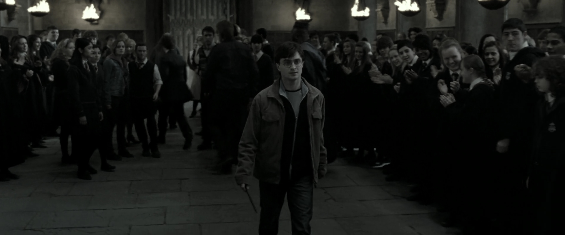 EmmaWatsonFan_dot_nl-HarryPotterAndTheDeathlyHallowsPart2-2331.jpg EmmaWatsonFan_dot_nl-HarryPotterAndTheDeathlyHallowsPart2-2331.jpg