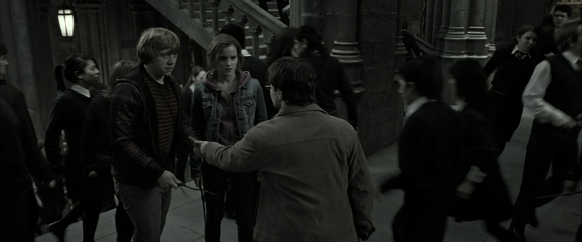 EmmaWatsonFan_dot_nl-HarryPotterAndTheDeathlyHallowsPart2-2385.jpg