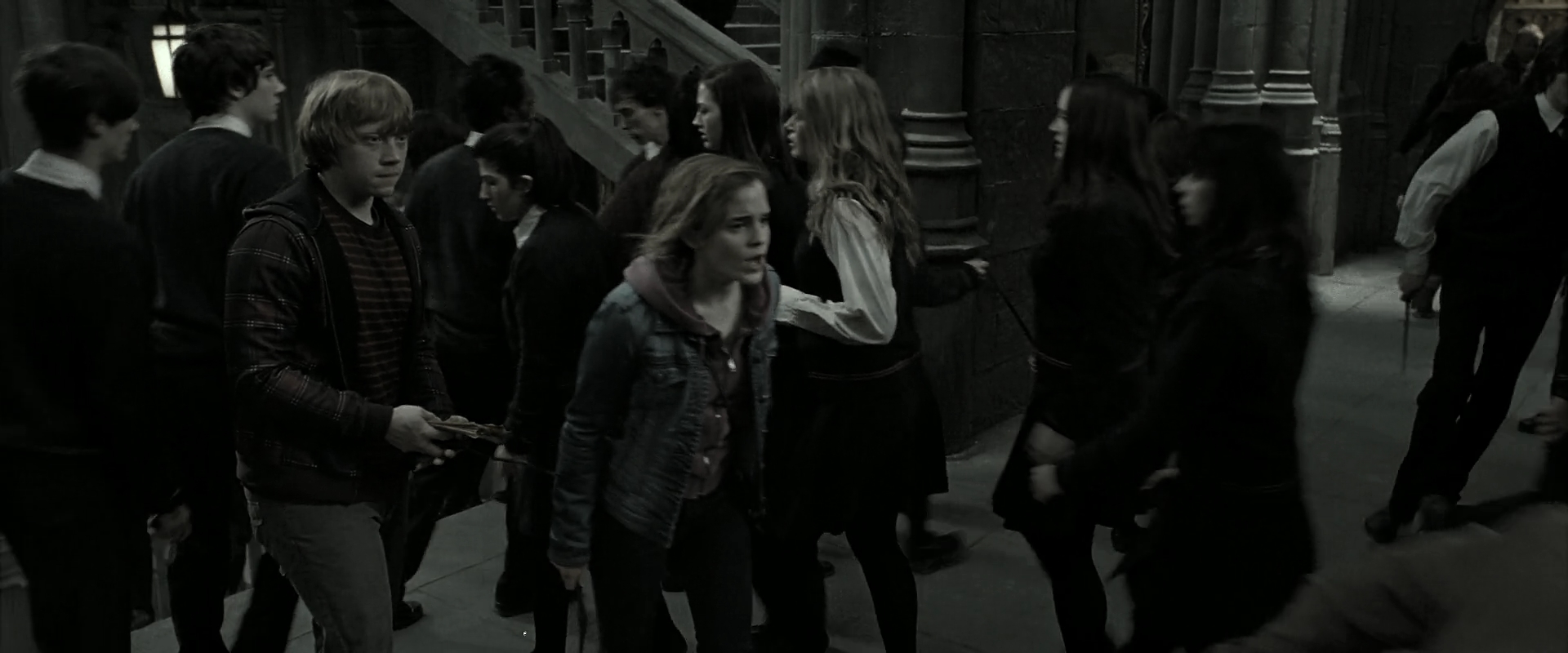 EmmaWatsonFan_dot_nl-HarryPotterAndTheDeathlyHallowsPart2-2387.jpg EmmaWatsonFan_dot_nl-HarryPotterAndTheDeathlyHallowsPart2-2387.jpg