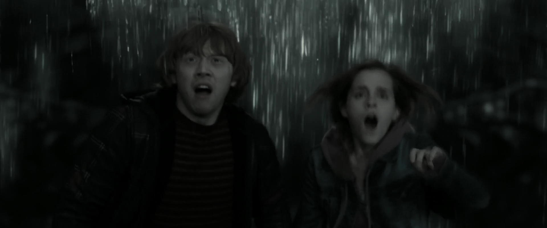 EmmaWatsonFan_dot_nl-HarryPotterAndTheDeathlyHallowsPart2-3023.jpg