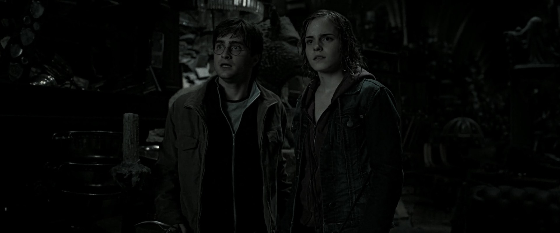 EmmaWatsonFan_dot_nl-HarryPotterAndTheDeathlyHallowsPart2-3516.jpg