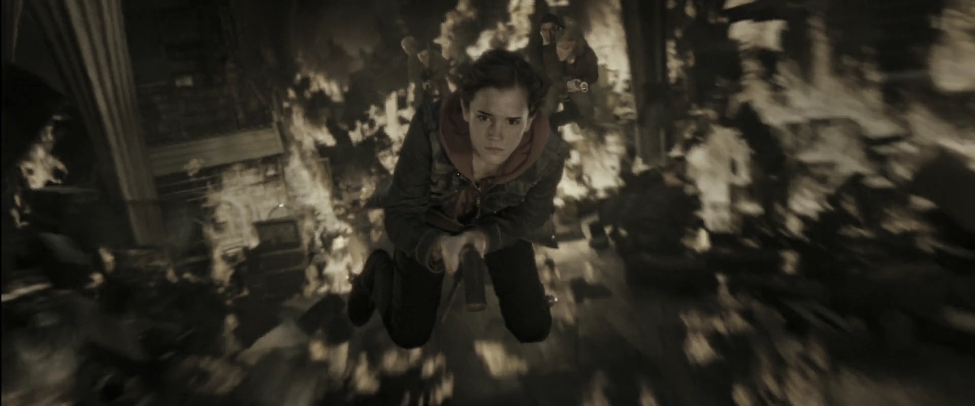 EmmaWatsonFan_dot_nl-HarryPotterAndTheDeathlyHallowsPart2-3625.jpg EmmaWatsonFan_dot_nl-HarryPotterAndTheDeathlyHallowsPart2-3625.jpg