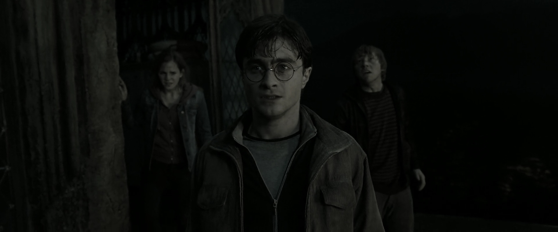 EmmaWatsonFan_dot_nl-HarryPotterAndTheDeathlyHallowsPart2-4206.jpg EmmaWatsonFan_dot_nl-HarryPotterAndTheDeathlyHallowsPart2-4206.jpg