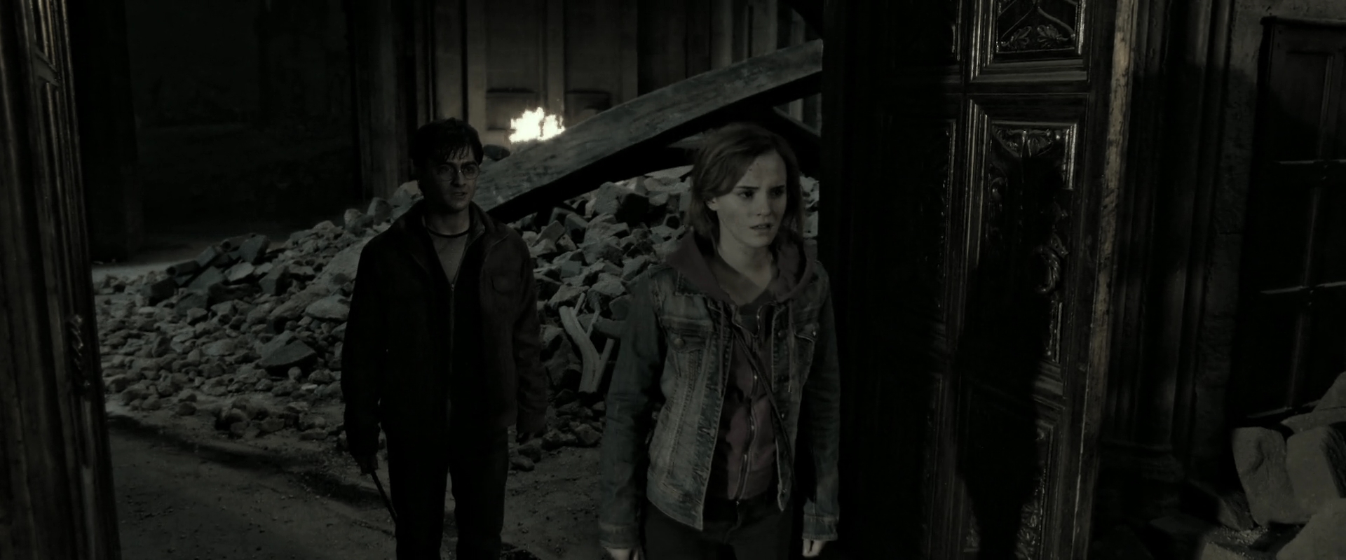 EmmaWatsonFan_dot_nl-HarryPotterAndTheDeathlyHallowsPart2-4263.jpg