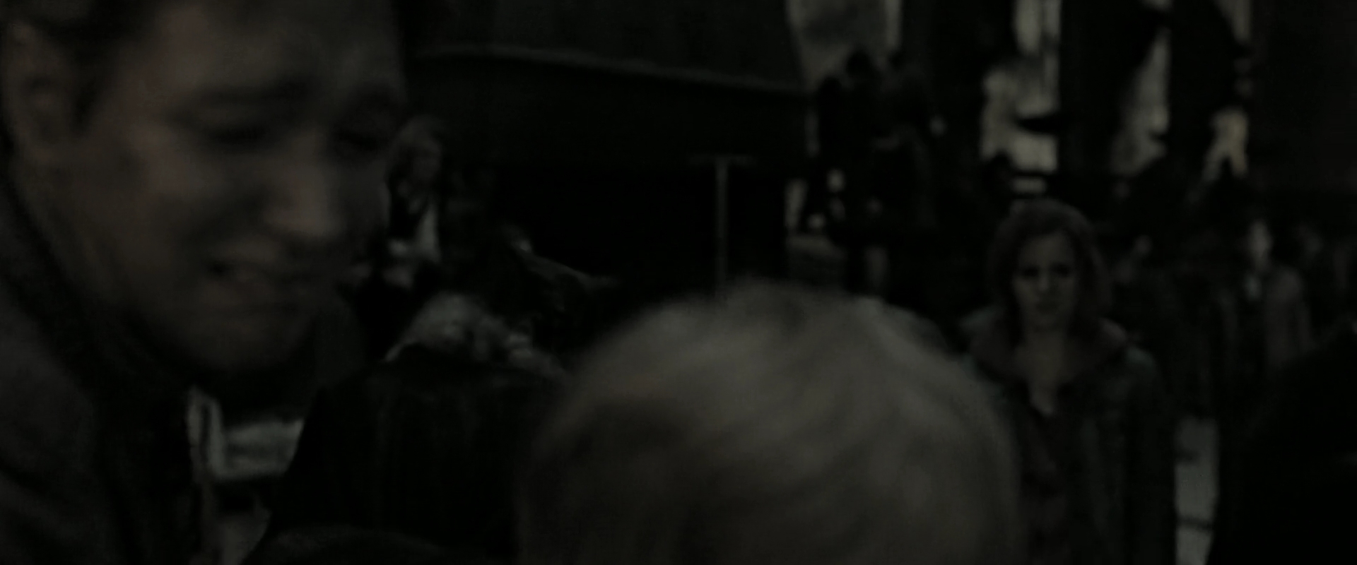 EmmaWatsonFan_dot_nl-HarryPotterAndTheDeathlyHallowsPart2-4299.jpg EmmaWatsonFan_dot_nl-HarryPotterAndTheDeathlyHallowsPart2-4299.jpg