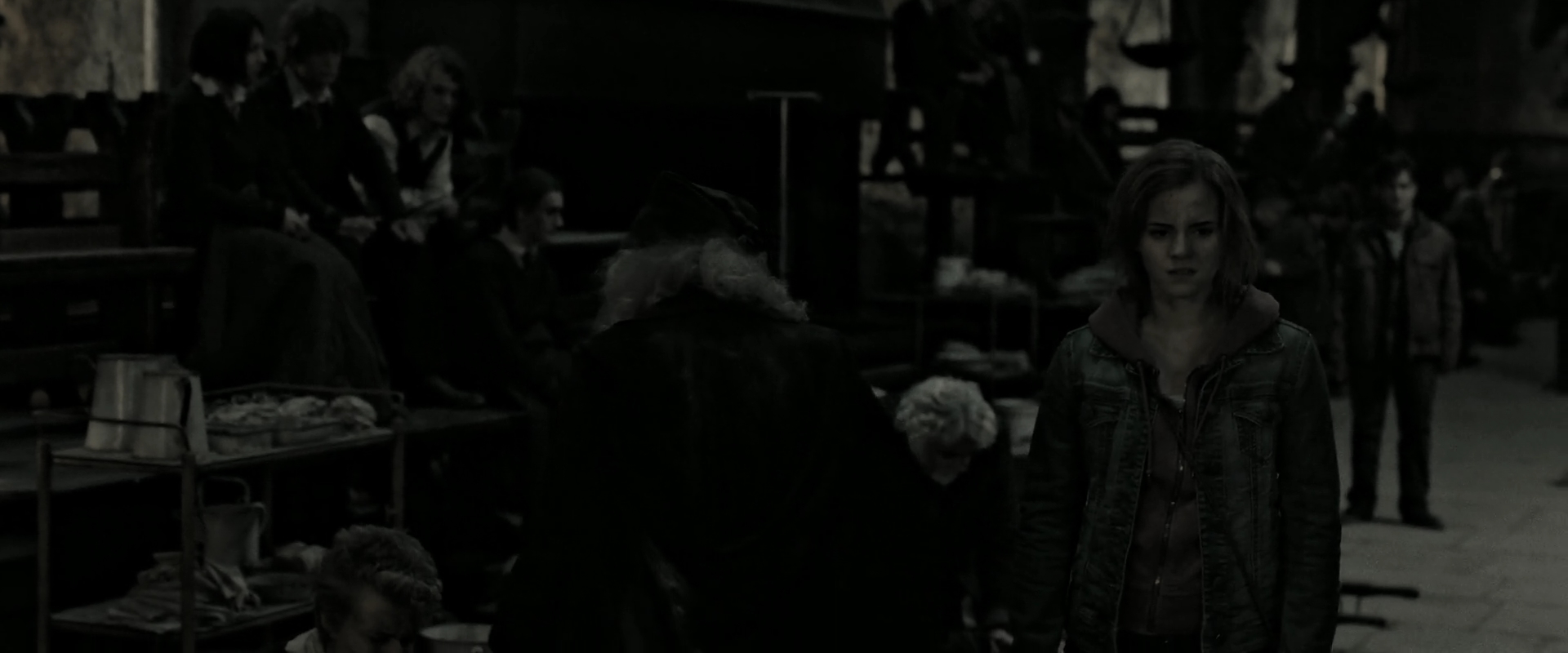 EmmaWatsonFan_dot_nl-HarryPotterAndTheDeathlyHallowsPart2-4301.jpg EmmaWatsonFan_dot_nl-HarryPotterAndTheDeathlyHallowsPart2-4301.jpg