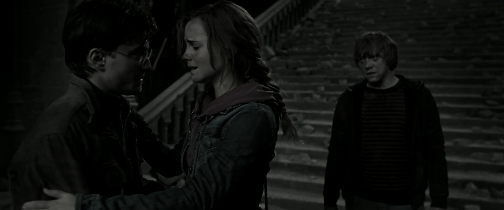 EmmaWatsonFan_dot_nl-HarryPotterAndTheDeathlyHallowsPart2-4948.jpg