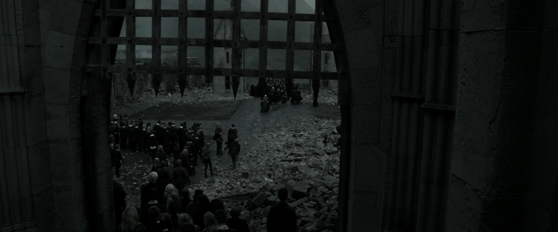 EmmaWatsonFan_dot_nl-HarryPotterAndTheDeathlyHallowsPart2-5768.jpg EmmaWatsonFan_dot_nl-HarryPotterAndTheDeathlyHallowsPart2-5768.jpg