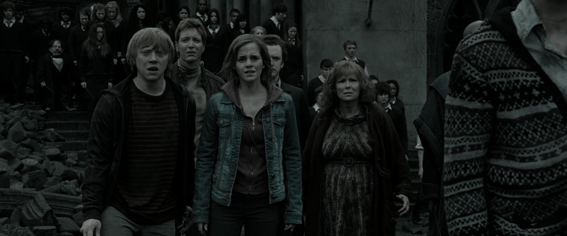 EmmaWatsonFan_dot_nl-HarryPotterAndTheDeathlyHallowsPart2-5798.jpg