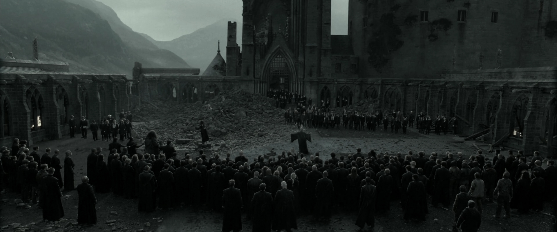 EmmaWatsonFan_dot_nl-HarryPotterAndTheDeathlyHallowsPart2-5817.jpg EmmaWatsonFan_dot_nl-HarryPotterAndTheDeathlyHallowsPart2-5817.jpg