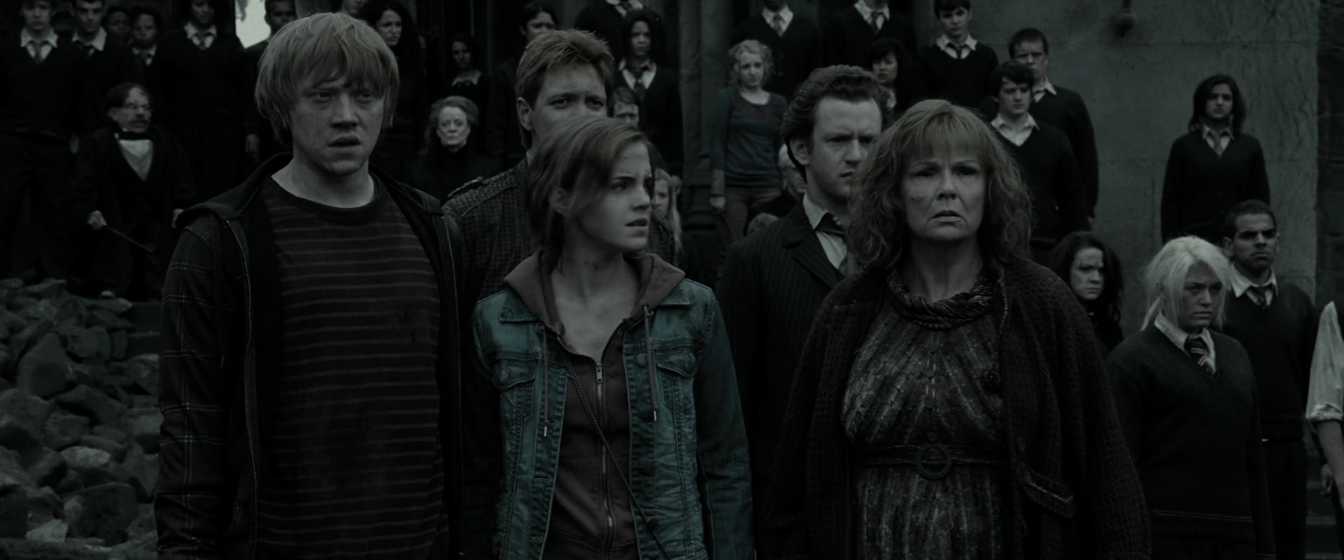 EmmaWatsonFan_dot_nl-HarryPotterAndTheDeathlyHallowsPart2-5828.jpg EmmaWatsonFan_dot_nl-HarryPotterAndTheDeathlyHallowsPart2-5828.jpg