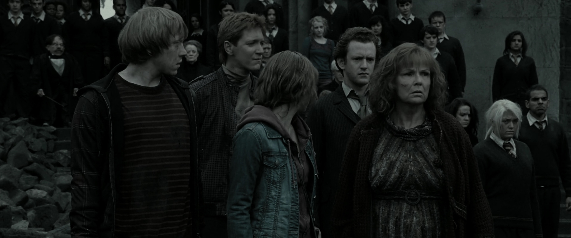 EmmaWatsonFan_dot_nl-HarryPotterAndTheDeathlyHallowsPart2-5830.jpg EmmaWatsonFan_dot_nl-HarryPotterAndTheDeathlyHallowsPart2-5830.jpg