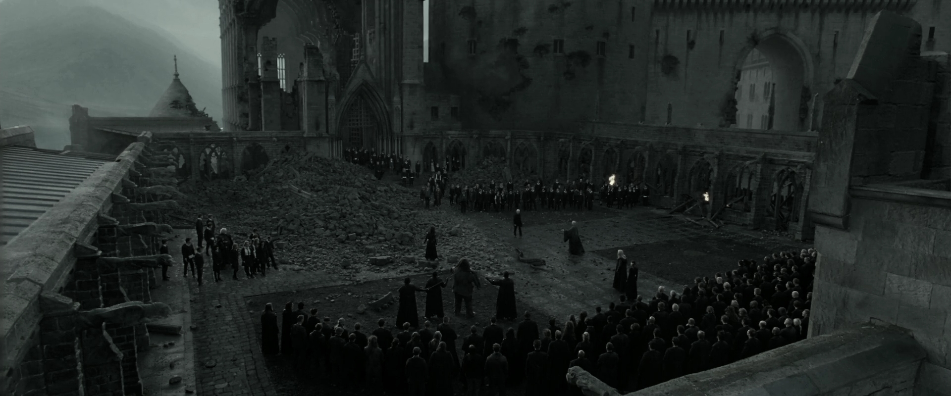 EmmaWatsonFan_dot_nl-HarryPotterAndTheDeathlyHallowsPart2-5855.jpg EmmaWatsonFan_dot_nl-HarryPotterAndTheDeathlyHallowsPart2-5855.jpg