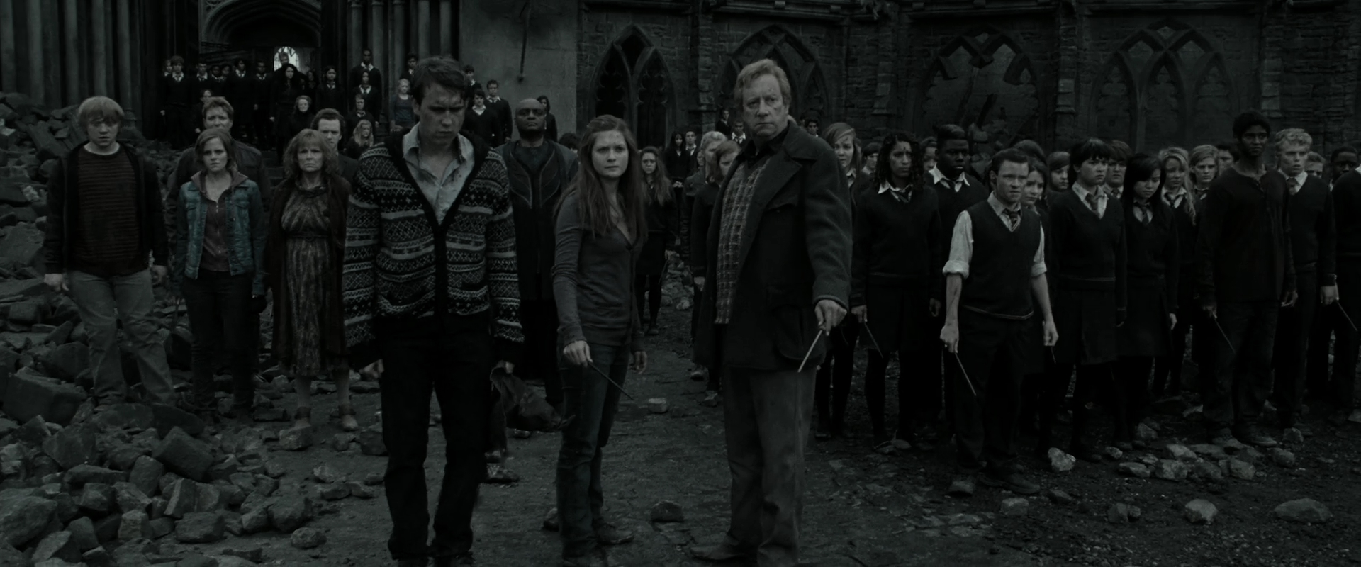 EmmaWatsonFan_dot_nl-HarryPotterAndTheDeathlyHallowsPart2-5874.jpg EmmaWatsonFan_dot_nl-HarryPotterAndTheDeathlyHallowsPart2-5874.jpg