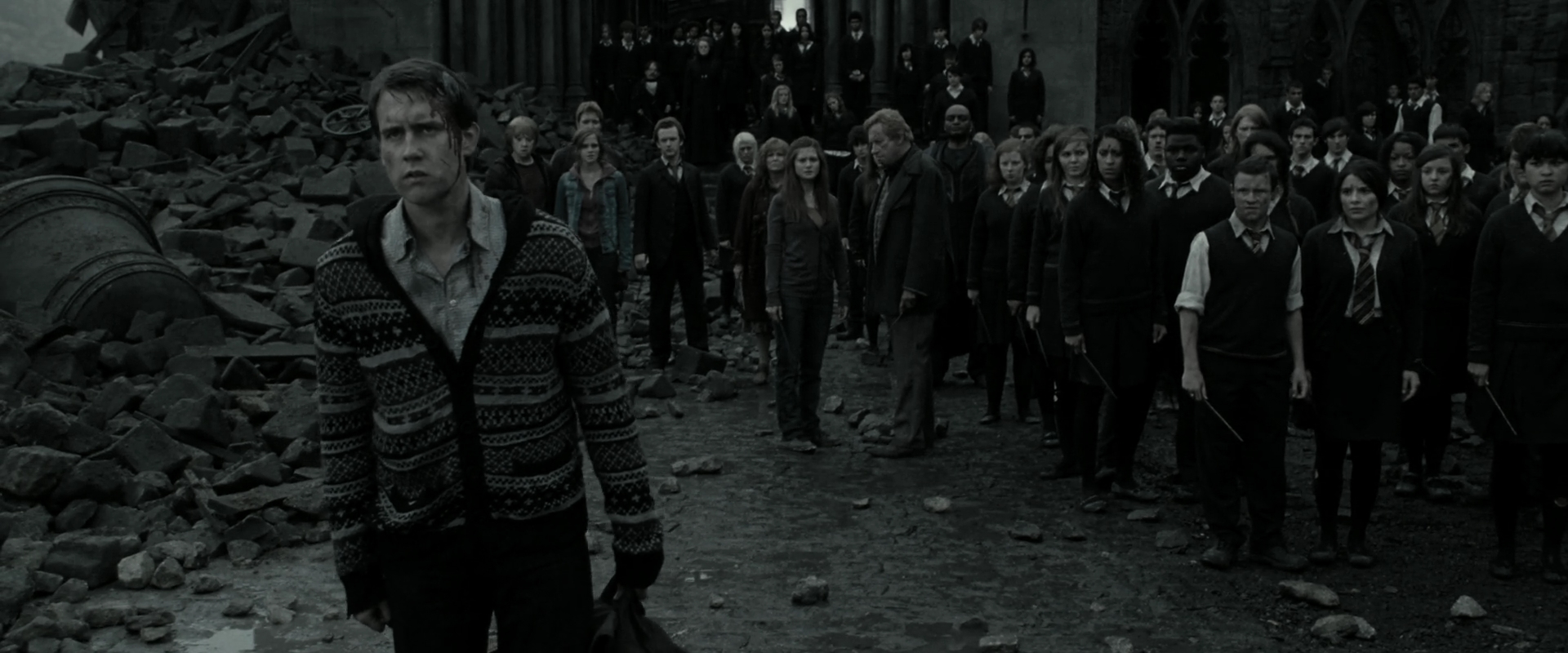 EmmaWatsonFan_dot_nl-HarryPotterAndTheDeathlyHallowsPart2-5908.jpg EmmaWatsonFan_dot_nl-HarryPotterAndTheDeathlyHallowsPart2-5908.jpg