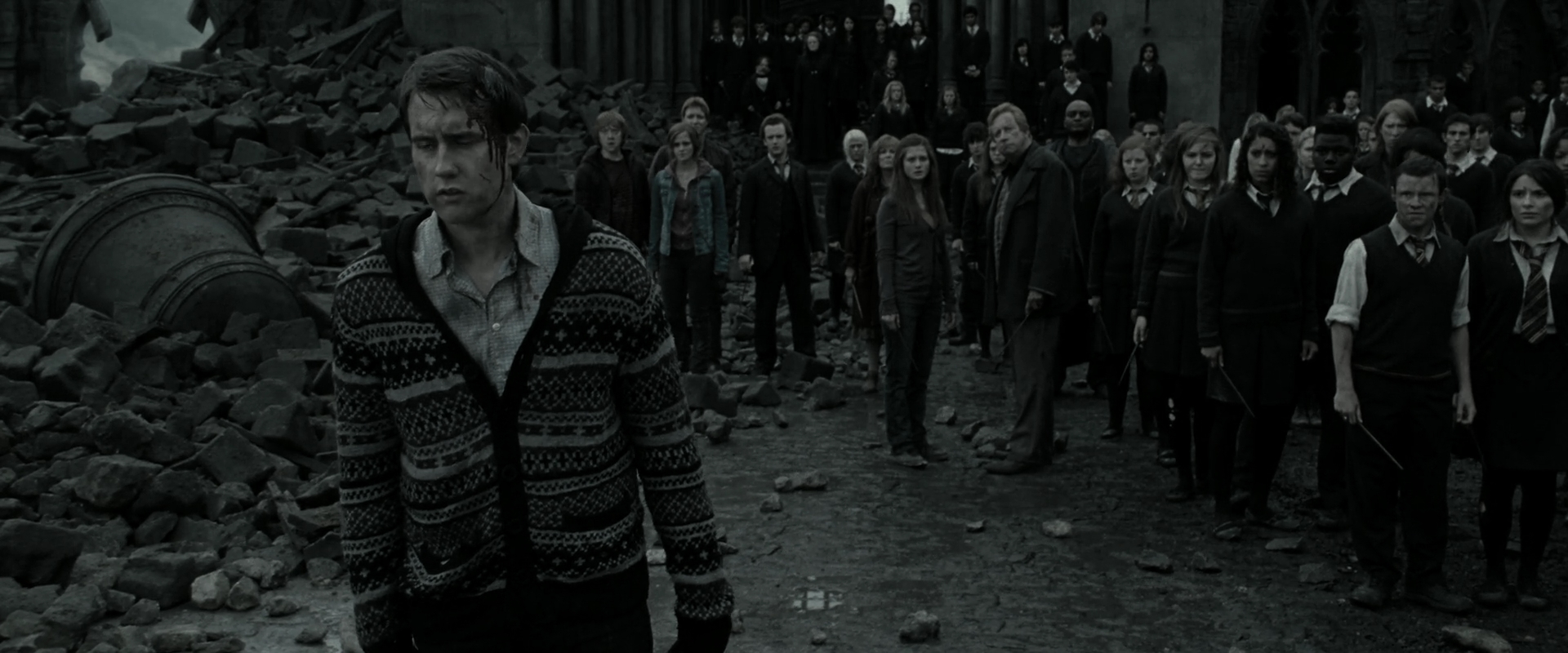 EmmaWatsonFan_dot_nl-HarryPotterAndTheDeathlyHallowsPart2-5921.jpg EmmaWatsonFan_dot_nl-HarryPotterAndTheDeathlyHallowsPart2-5921.jpg