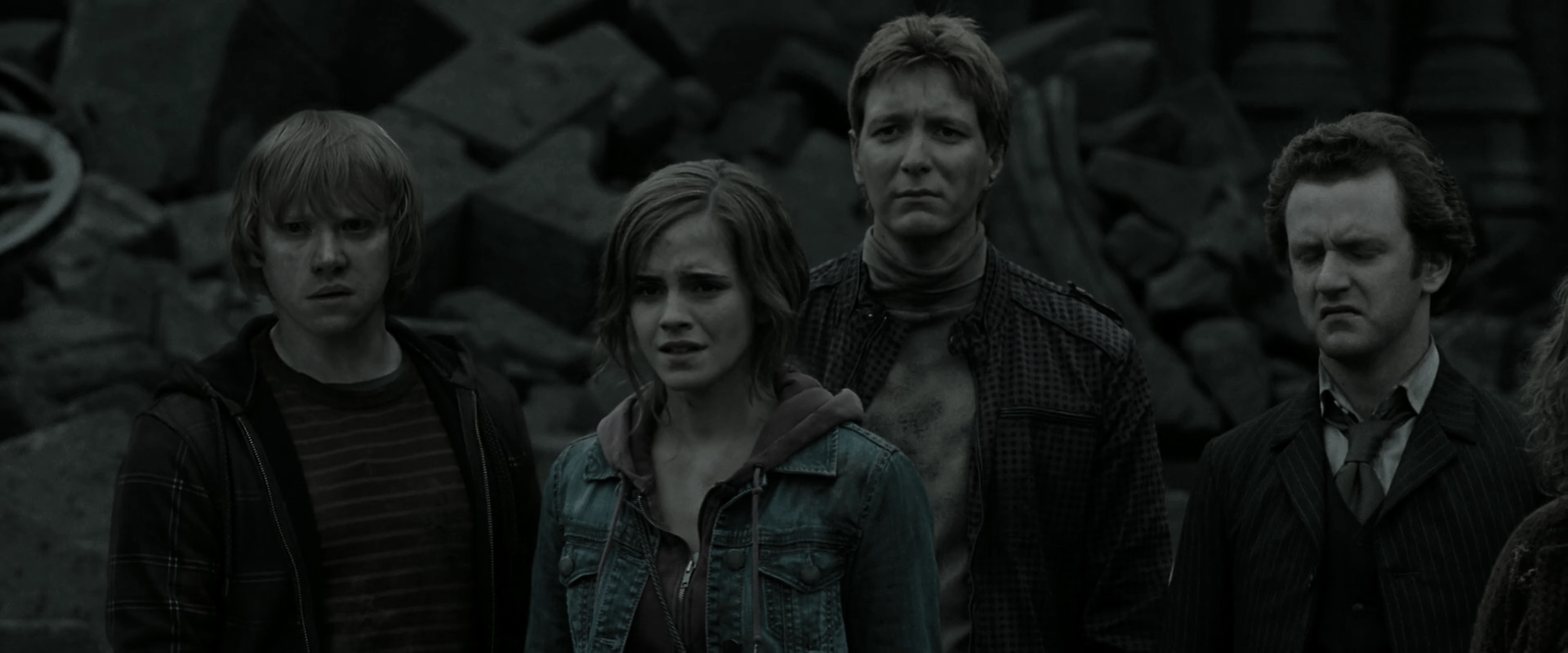 EmmaWatsonFan_dot_nl-HarryPotterAndTheDeathlyHallowsPart2-5945.jpg EmmaWatsonFan_dot_nl-HarryPotterAndTheDeathlyHallowsPart2-5945.jpg