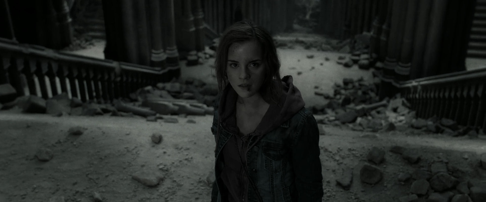 EmmaWatsonFan_dot_nl-HarryPotterAndTheDeathlyHallowsPart2-6108.jpg EmmaWatsonFan_dot_nl-HarryPotterAndTheDeathlyHallowsPart2-6108.jpg