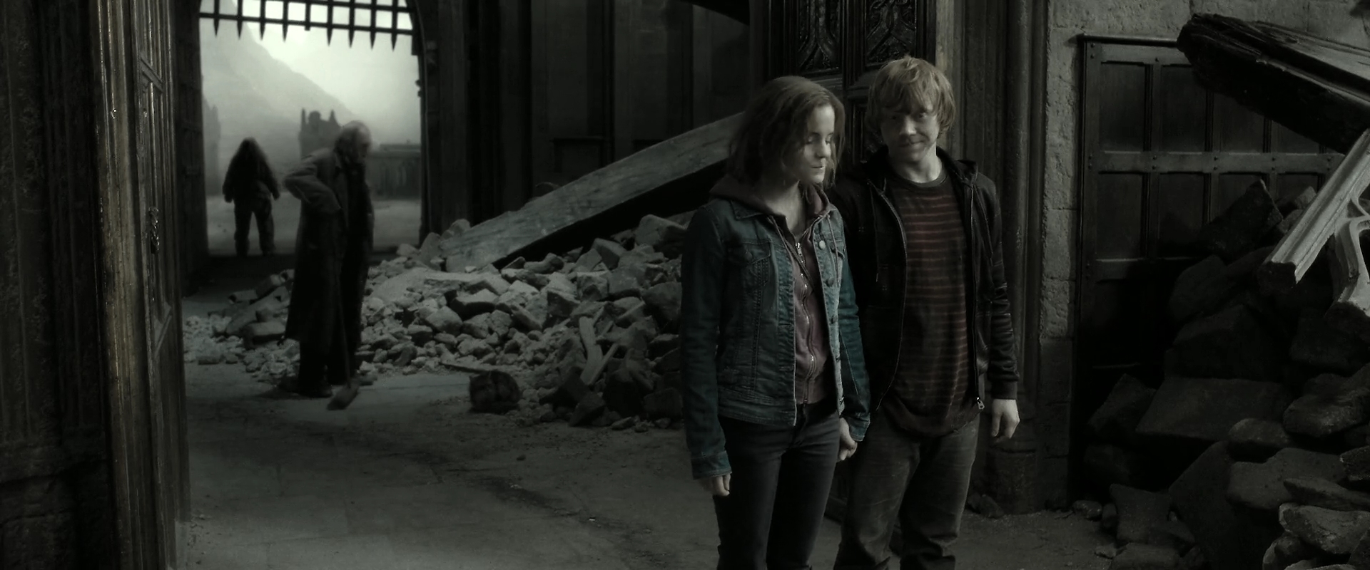 EmmaWatsonFan_dot_nl-HarryPotterAndTheDeathlyHallowsPart2-6477.jpg EmmaWatsonFan_dot_nl-HarryPotterAndTheDeathlyHallowsPart2-6477.jpg