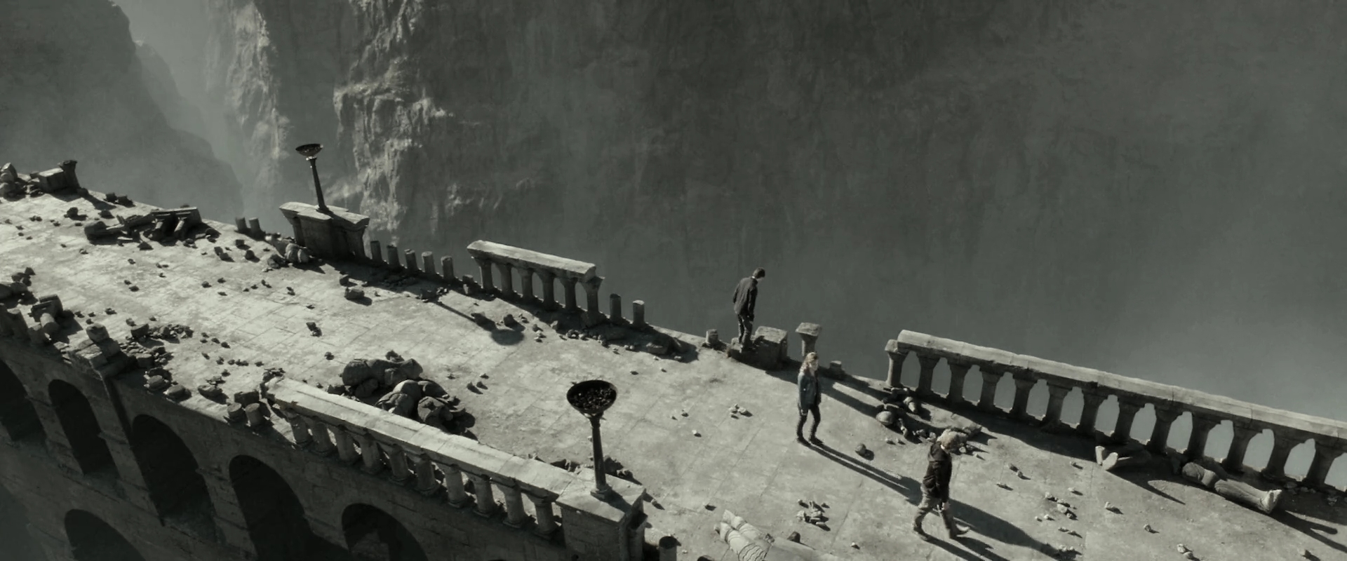 EmmaWatsonFan_dot_nl-HarryPotterAndTheDeathlyHallowsPart2-6489.jpg EmmaWatsonFan_dot_nl-HarryPotterAndTheDeathlyHallowsPart2-6489.jpg