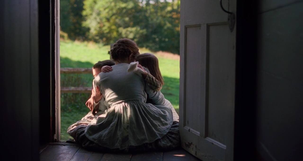 EmmaWatsonFan-dot-nl_LittleWoman0568.jpg
