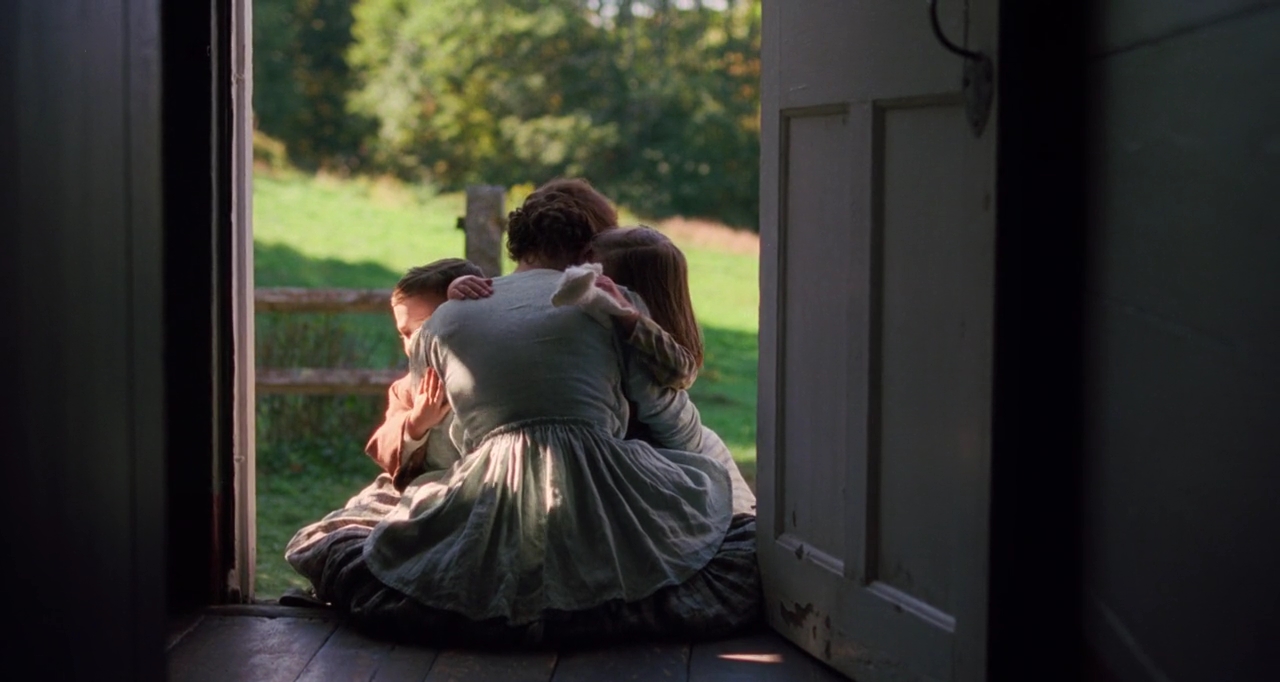 EmmaWatsonFan-dot-nl_LittleWoman0569.jpg